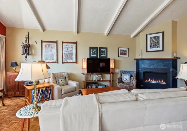 Photo 3 of Condo for sale at 610 Wheeler St #404, Seattle, WA 98109 | MLS# NWM2582399 | Listing updated on 2026-10-01