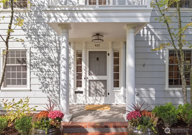 Photo 2 of Sale Pending at 621 34th Avenue E, Seattle, WA 98112 | MLS# NWM2582411 | Listing updated on 2026-09-19