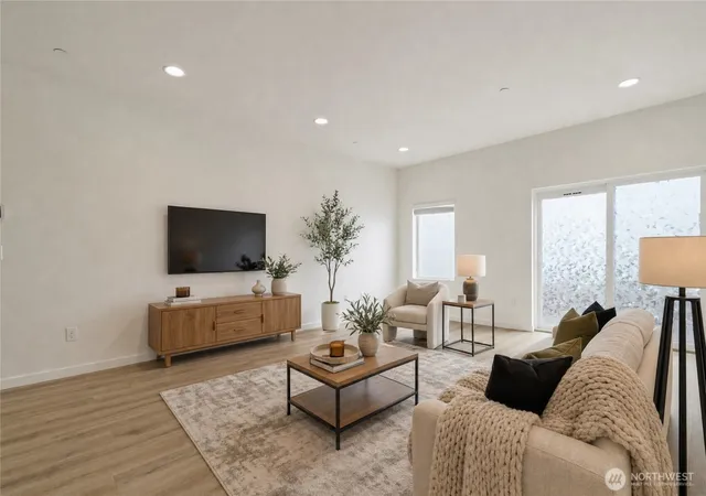 Photo 4 of Townhouse for sale at 15113 40th Avenue W #C6, Lynnwood, WA 98087 | MLS# NWM2582533 | Listing updated on 2026-10-01