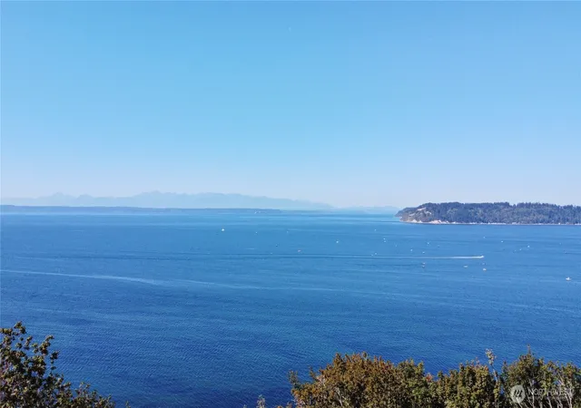Photo 2 of Single family home for sale at 11812 Marine View Dr, Edmonds, WA 98026 | MLS# NWM2582608 | Listing updated on 2026-09-27