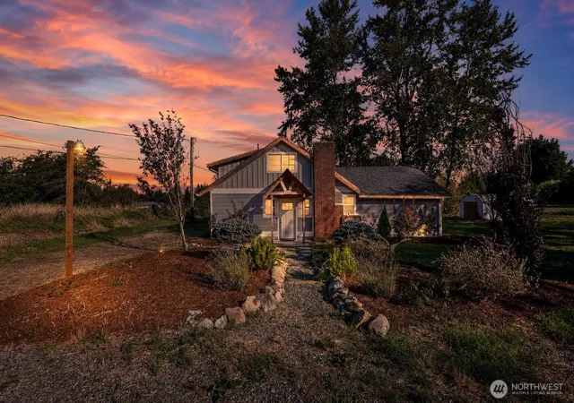 Photo 1 of Single family home for sale at 1916 Mt Baker Hwy, Bellingham, WA 98226 | MLS# NWM2582834 | Listing updated on 2026-10-01