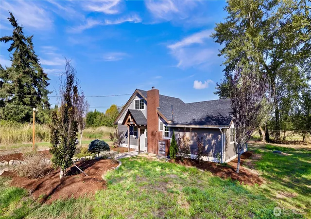 Photo 3 of Single family home for sale at 1916 Mt Baker Hwy, Bellingham, WA 98226 | MLS# NWM2582834 | Listing updated on 2026-10-01