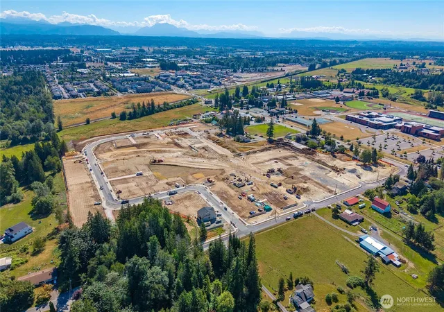 Photo 4 of Single family home for sale at 1319 175th Place NE, Marysville, WA 98271 | MLS# NWM2582836 | Listing updated on 2026-10-01