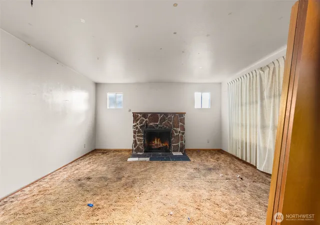 Photo 3 of Sale Pending at 614 11th Avenue Se, Olympia, WA 98501 | MLS# NWM2582941 | Listing updated on 2026-09-23