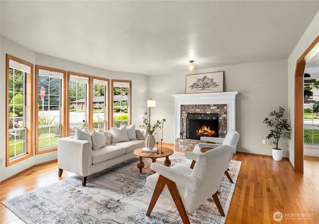 Photo 3 of Sale Pending at 12204 42nd Drive Se, Everett, WA 98208 | MLS# NWM2582993 | Listing updated on 2026-09-22