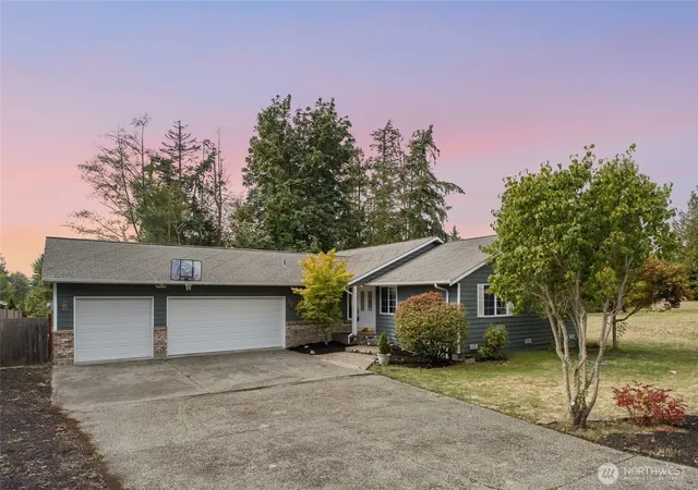 Photo 3 of Single family home for sale at 738 Crescent Dr, Camano Island, WA 98282 | MLS# NWM2582996 | Listing updated on 2026-10-02