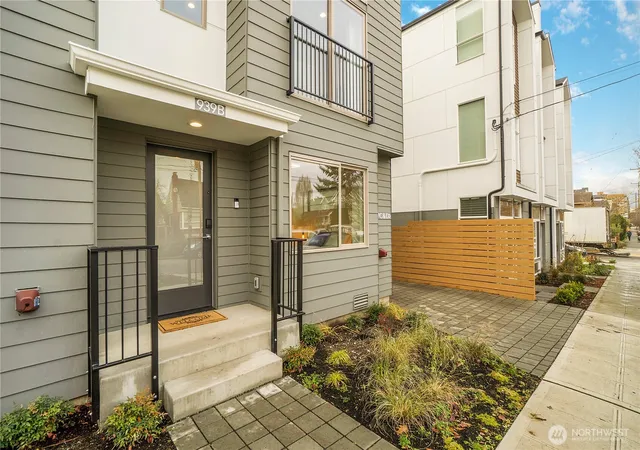 Photo 3 of Townhouse for sale at 939 Nw 56th Street #B, Seattle, WA 98107 | MLS# NWM2583023 | Listing updated on 2026-09-25