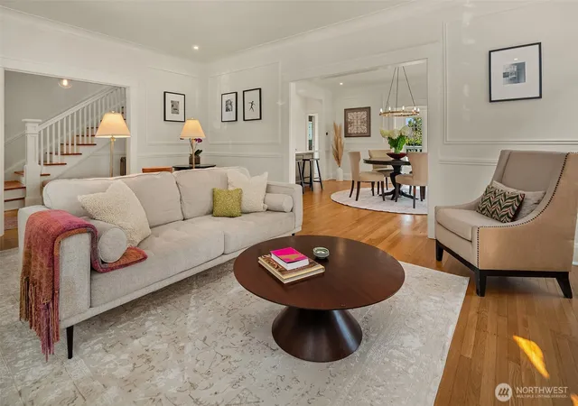 Photo 4 of Sale Pending at 2332 33rd Avenue S, Seattle, WA 98144 | MLS# NWM2583169 | Listing updated on 2026-10-01