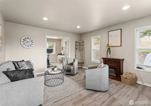 Photo 4 of Single family home for sale at 2121 Pleasant Hl Rd, Selah, WA 98942 | MLS# NWM2583194 | Listing updated on 2026-09-18