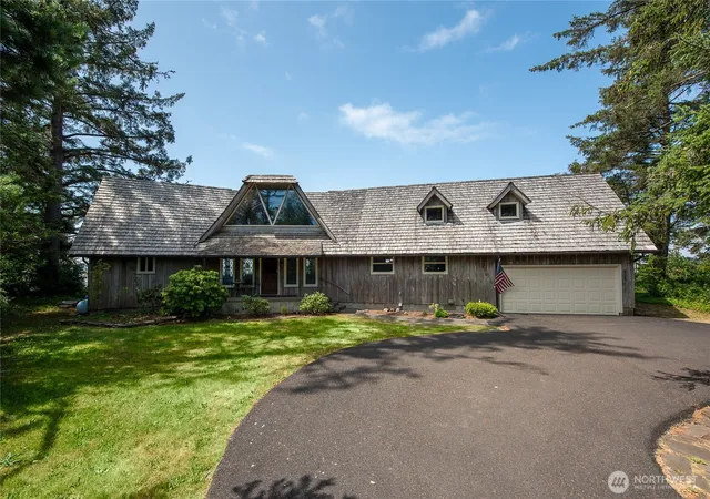 Photo 3 of Single family home for sale at 633 State Route 101, Chinook, WA 98614 | MLS# NWM2583202 | Listing updated on 2026-09-18