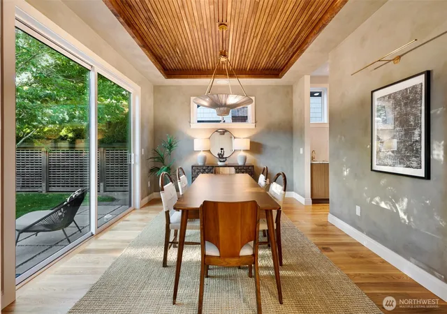 Photo 3 of Single family home for sale at 2010 Mcgilvra Blvd E, Seattle, WA 98112 | MLS# NWM2583235 | Listing updated on 2026-10-01