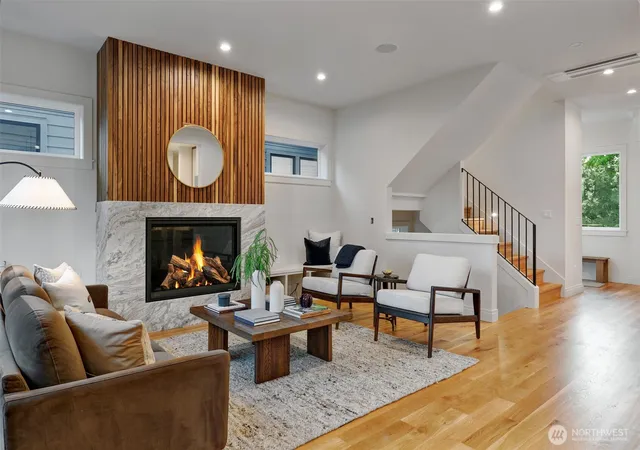 Photo 4 of Single family home for sale at 2010 Mcgilvra Blvd E, Seattle, WA 98112 | MLS# NWM2583235 | Listing updated on 2026-10-01