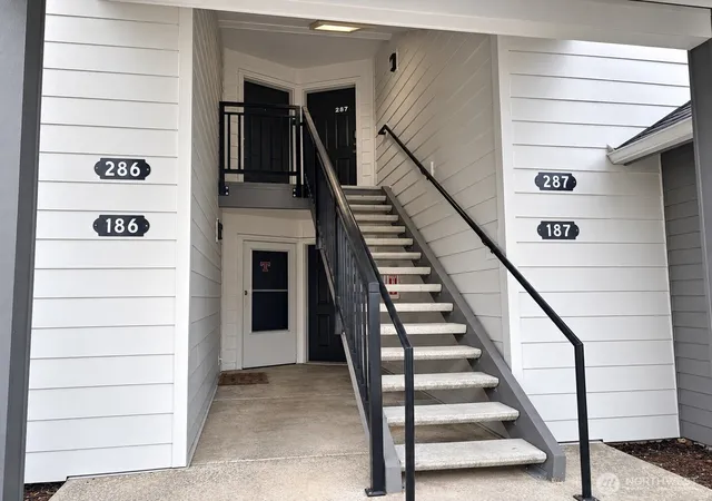 Photo 2 of Condo for sale at 4234 Wintergreen Cir #286, Bellingham, WA 98226 | MLS# NWM2583319 | Listing updated on 2026-09-22