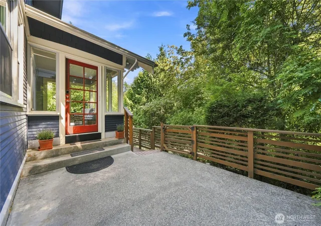 Photo 3 of Single family home for sale at 1731 Lake Washington Blvd S, Seattle, WA 98144 | MLS# NWM2583368 | Listing updated on 2026-10-02