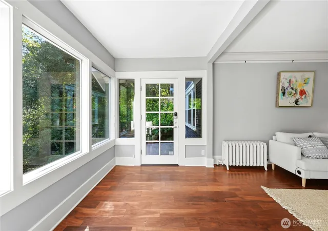 Photo 4 of Single family home for sale at 1731 Lake Washington Blvd S, Seattle, WA 98144 | MLS# NWM2583368 | Listing updated on 2026-10-02