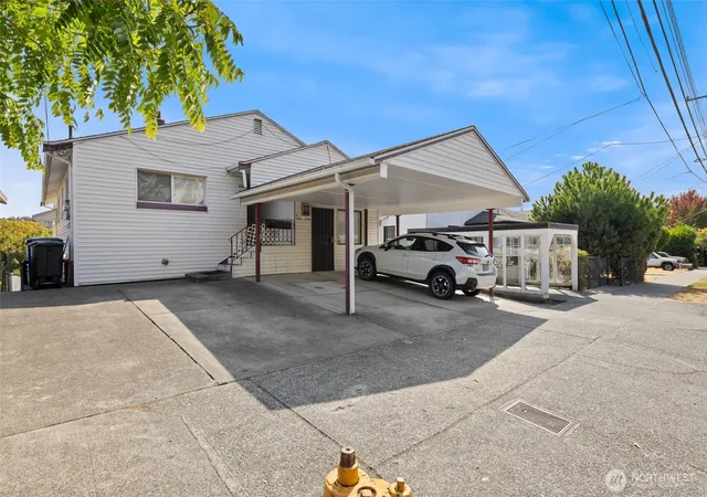 Photo 2 of Multi family home for sale at 1732 Dexter Ave N, Seattle, WA 98109 | MLS# NWM2583380 | Listing updated on 2026-09-17