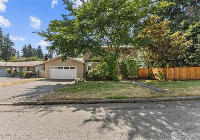Photo 2 of Single family home for sale at 14215 110th Avenue Ne, Kirkland, WA 98034 | MLS# NWM2583461 | Listing updated on 2026-09-30