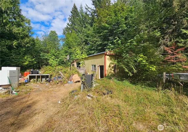 Photo 3 of Single family home for sale at 960 Duckabush Rd, Brinnon, WA 98320 | MLS# NWM2583484 | Listing updated on 2026-09-19