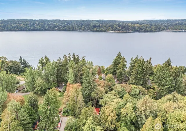 Photo 4 of Single family home for sale at 13536 SW 171st Street, Vashon, WA 98070 | MLS# NWM2583487 | Listing updated on 2026-09-21