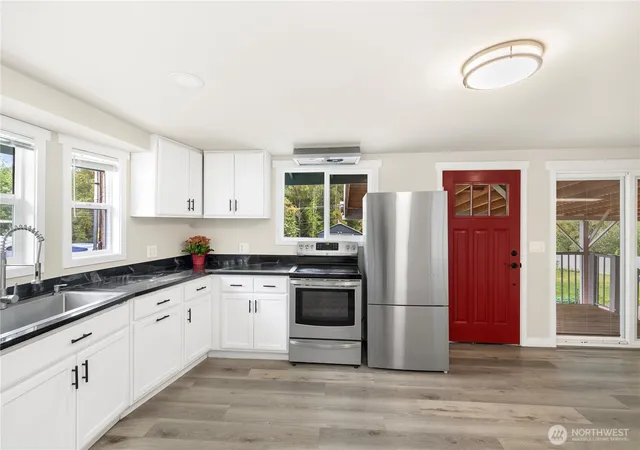 Photo 4 of Manufactured home for sale at 16405 SE Maple Valley Hwy #47, Renton, WA 98058 | MLS# NWM2583562 | Listing updated on 2026-09-21