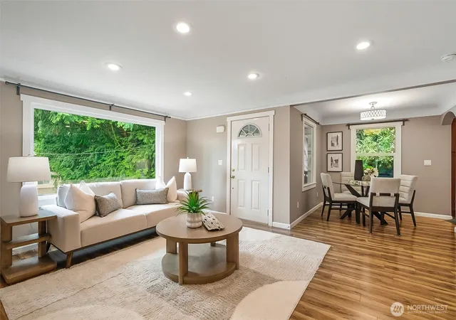 Photo 2 of Single family home for sale at 8800 Ravenna Ave Ne, Seattle, WA 98115 | MLS# NWM2583595 | Listing updated on 2026-09-29