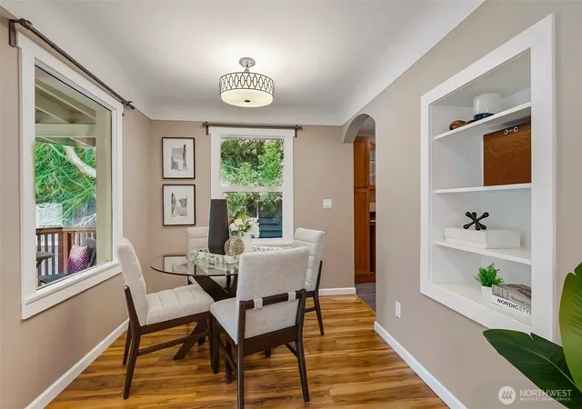 Photo 4 of Single family home for sale at 8800 Ravenna Ave NE, Seattle, WA 98115 | MLS# NWM2583595 | Listing updated on 2026-09-29