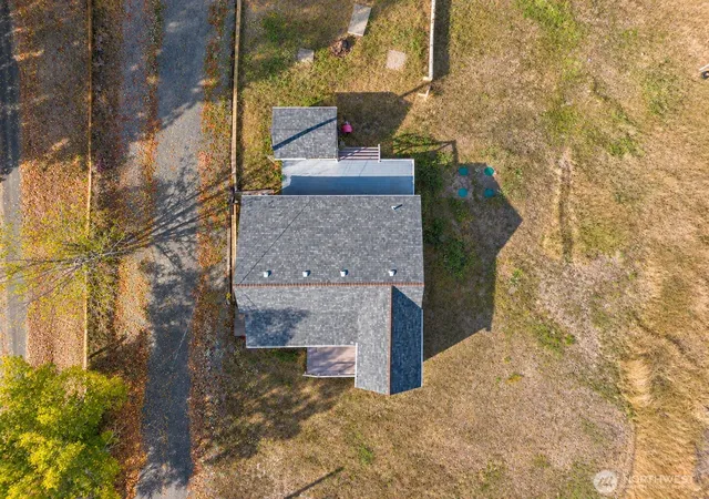Photo 3 of Single family home for sale at 3571 SE Lynch Rd, Shelton, WA 98584 | MLS# NWM2583644 | Listing updated on 2026-09-18