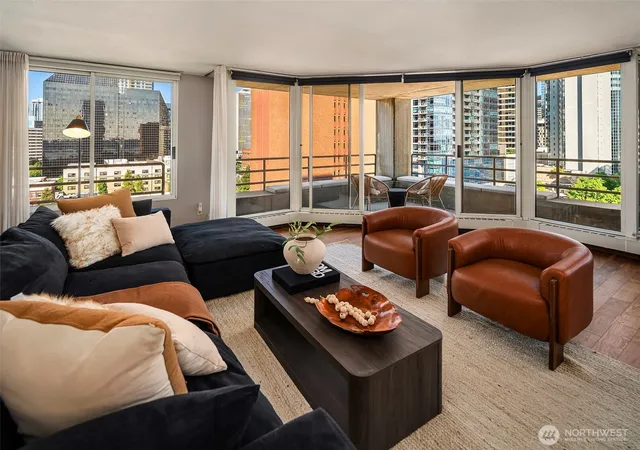 Photo 4 of Condo for sale at 2125 1st Avenue #1304, Seattle, WA 98121 | MLS# NWM2583666 | Listing updated on 2026-09-30