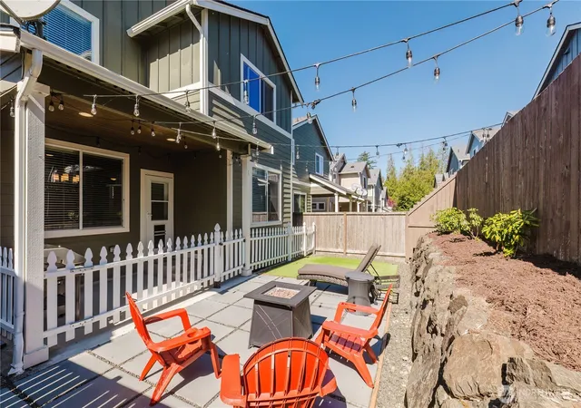 Photo 2 of Single family home for sale at 3820 Discovery Ave Sw, Bremerton, WA 98312 | MLS# NWM2583678 | Listing updated on 2026-09-26