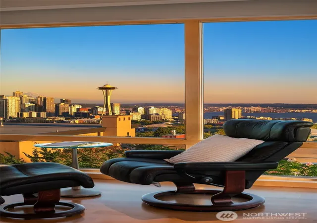 Photo 3 of Single family home for sale at 1215 Warren Ave N, Seattle, WA 98109 | MLS# NWM2583687 | Listing updated on 2026-09-17