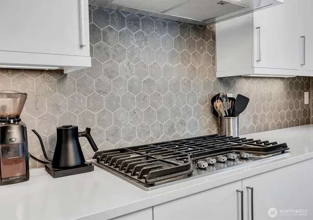 Photo 3 of Townhouse for sale at 8911 NE 173rd Place #B, Bothell, WA 98011 | MLS# NWM2583774 | Listing updated on 2026-09-17