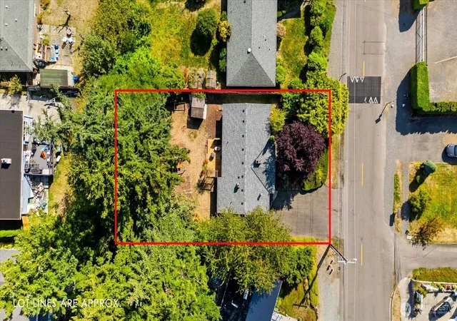 Photo 3 of Single family home for sale at 1235 8th Avenue S, Edmonds, WA 98020 | MLS# NWM2583783 | Listing updated on 2026-10-09