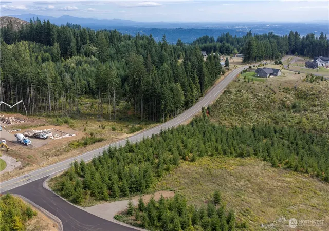 Photo 3 of Land for sale at 129 Talon Ct, Kalama, WA 98625 | MLS# NWM2583791 | Listing updated on 2026-09-17