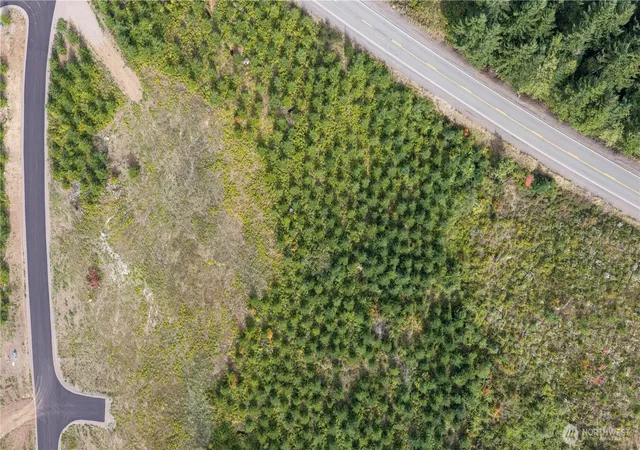 Photo 3 of Land for sale at 187 Talon Ct, Kalama, WA 98625 | MLS# NWM2583794 | Listing updated on 2026-09-17