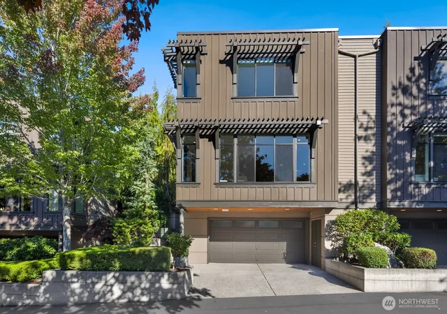 Photo 1 of Sale Pending at 1826 Market St, Kirkland, WA 98033 | MLS# NWM2583965 | Listing updated on 2026-09-28