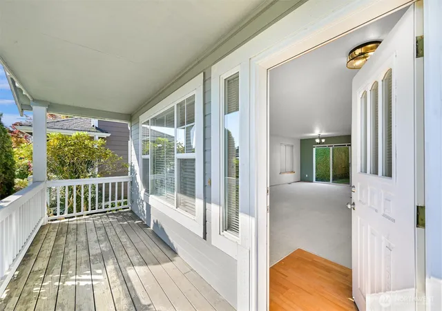 Photo 3 of Single family home for sale at 2225 Dogwood St, Lynden, WA 98264 | MLS# NWM2584067 | Listing updated on 2026-09-24