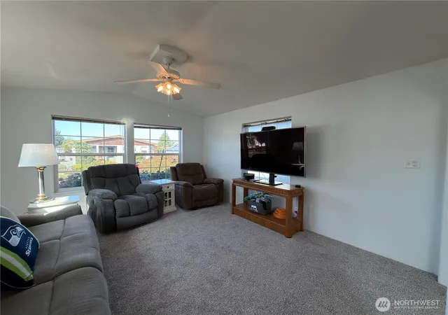 Photo 4 of Manufactured home for sale at 524 N 7th Avenue, Sequim, WA 98382 | MLS# NWM2584195 | Listing updated on 2026-09-17
