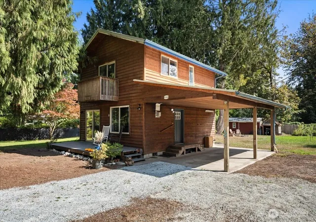 Photo 1 of Single family home for sale at 41666 Mountain View Ln, Concrete, WA 98237 | MLS# NWM2584199 | Listing updated on 2026-09-19