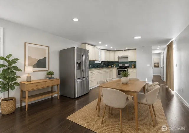 Photo 3 of Manufactured home for sale at 7705 158th Street Ct E #119, Puyallup, WA 98375 | MLS# NWM2584216 | Listing updated on 2026-09-30