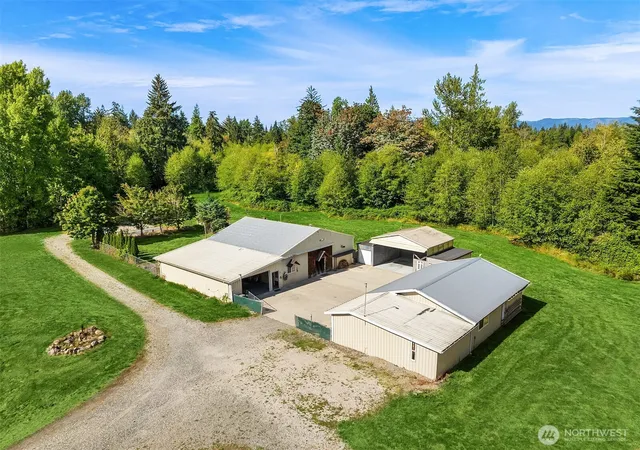 Photo 3 of Sale Pending at 18333 Burn Rd, Arlington, WA 98223 | MLS# NWM2584391 | Listing updated on 2026-09-29