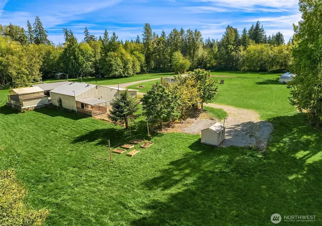 Photo 4 of Sale Pending at 18333 Burn Rd, Arlington, WA 98223 | MLS# NWM2584391 | Listing updated on 2026-09-29