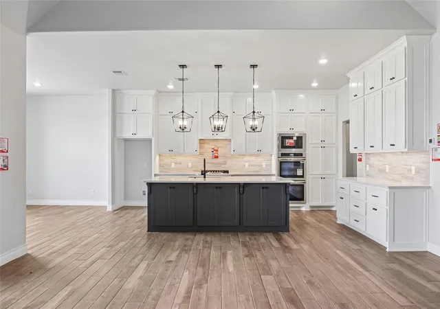 Photo 3 of Single family home for sale at 1811 Zayden Ln, Norman, OK 73072 | MLS# 1194293 | Listing updated on 2026-09-16