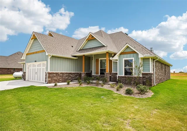 Photo 2 of Single family home for sale at 12373 Alfalfa Ln, Cashion, OK 73044 | MLS# 1196504 | Listing updated on 2026-09-16