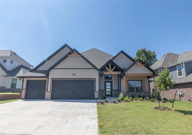 Photo 2 of Single family home for sale at 3305 Broadmoore Dr, Oklahoma City, OK 73160 | MLS# 1208369 | Listing updated on 2026-09-16
