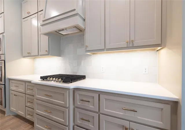 Photo 3 of Single family home for sale at 3305 Broadmoore Dr, Oklahoma City, OK 73160 | MLS# 1208369 | Listing updated on 2026-09-16