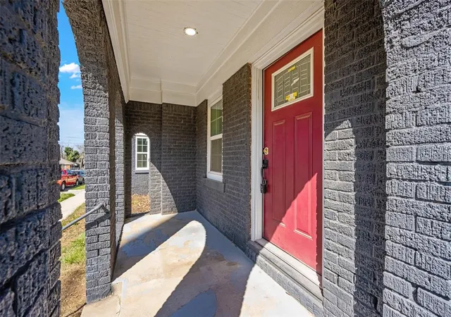 Photo 2 of Single family home for sale at 1301 N Mckinley Ave, Oklahoma City, OK 73106 | MLS# 1220627 | Listing updated on 2026-09-16