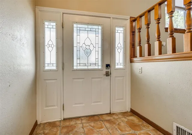 Photo 3 of Single family home for sale at 649 W Beam Ave, Yukon, OK 73099 | MLS# 1222525 | Listing updated on 2026-09-15