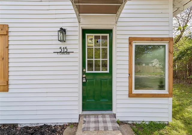 Photo 3 of Single family home for sale at 515 E Oakland St, Shawnee, OK 74801 | MLS# 1222910 | Listing updated on 2026-09-17
