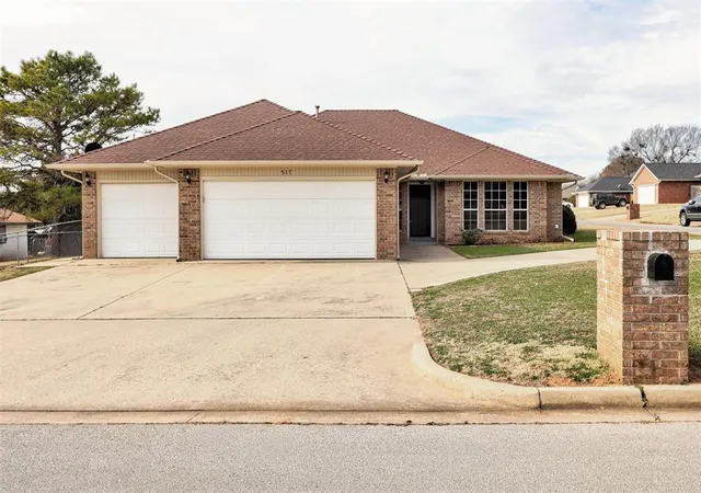 Photo 2 of Single family home for sale at 517 Bob White Dr, Purcell, OK 73080 | MLS# 1224741 | Listing updated on 2026-09-18