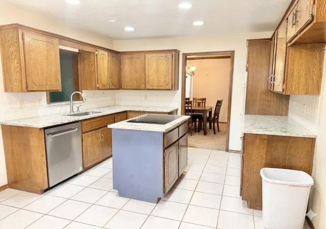 Photo 3 of Single family home for sale at 11532 Hastings Ave, Yukon, OK 73099 | MLS# 1226110 | Listing updated on 2026-09-17